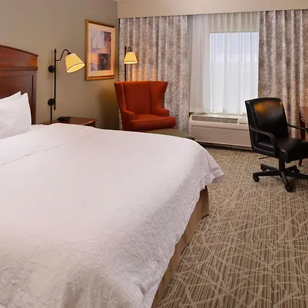 Hampton Inn By Hilton Litchfield