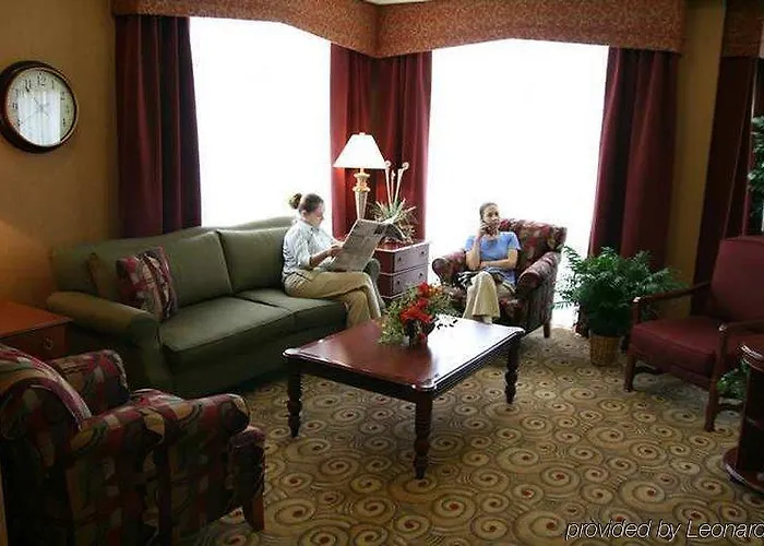 Hampton By Hilton Litchfield