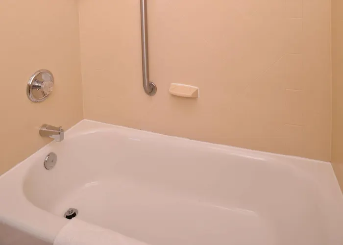 Hotel Hampton By Hilton Litchfield