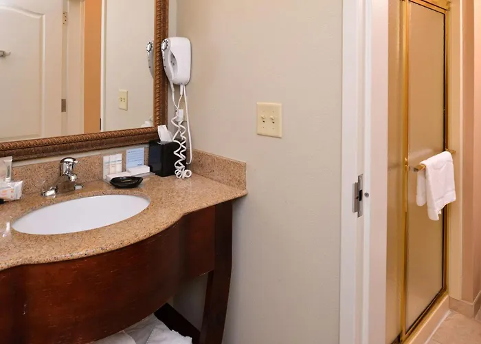 Hampton By Hilton 3* Litchfield