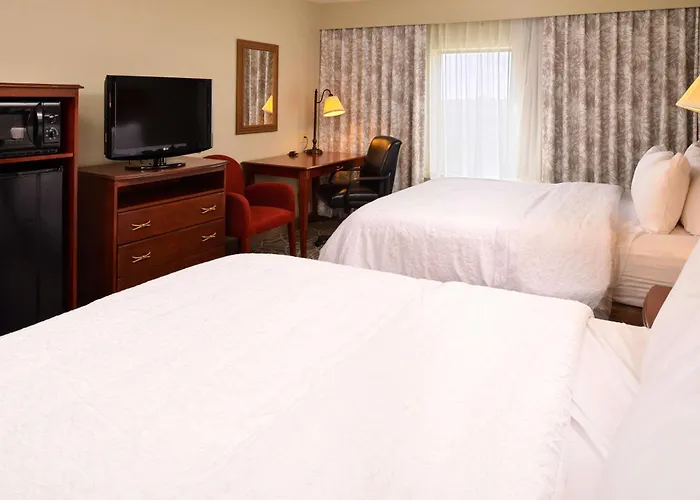 Hampton By Hilton 3*