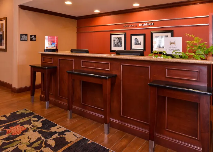 Hampton By Hilton Litchfield