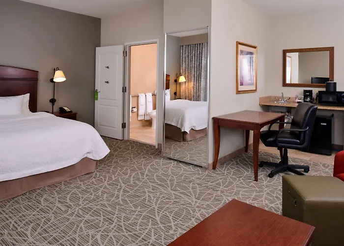 Hampton By Hilton Litchfield
