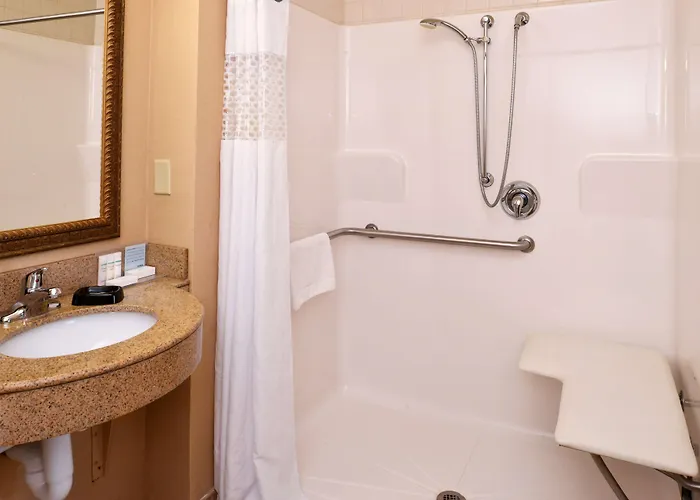 Hampton By Hilton Hotel Litchfield