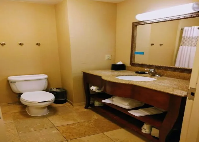 Hotel Hampton By Hilton Litchfield