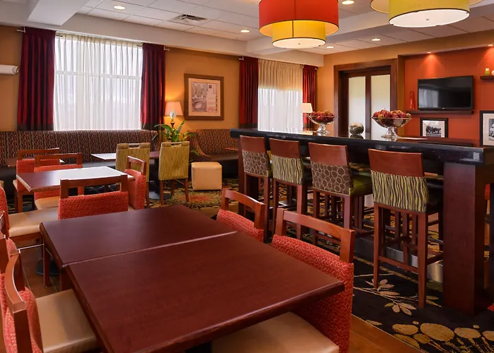 Hampton By Hilton Litchfield