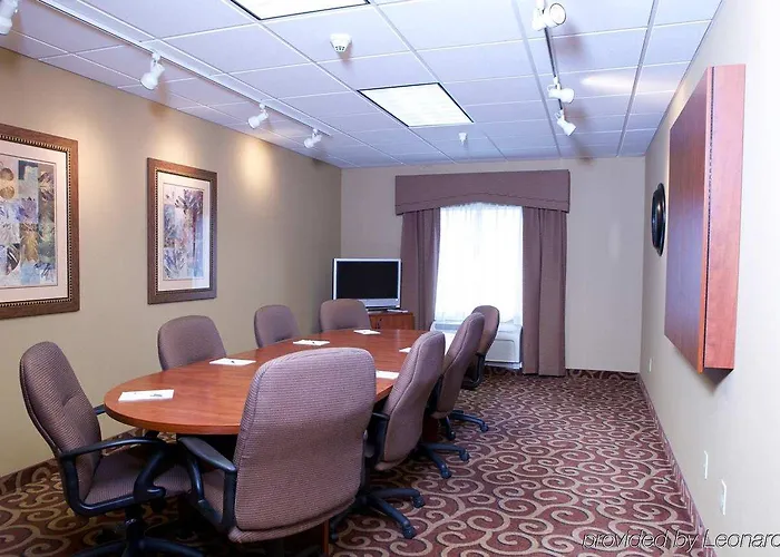Hampton By Hilton Hotel 3*