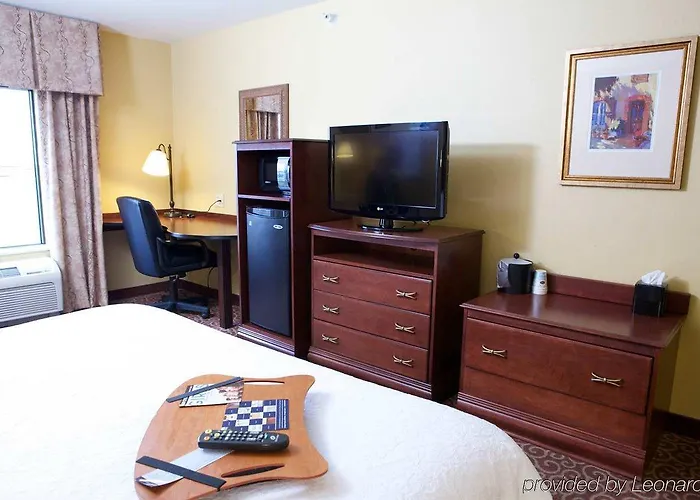 Hampton By Hilton Hotel Litchfield