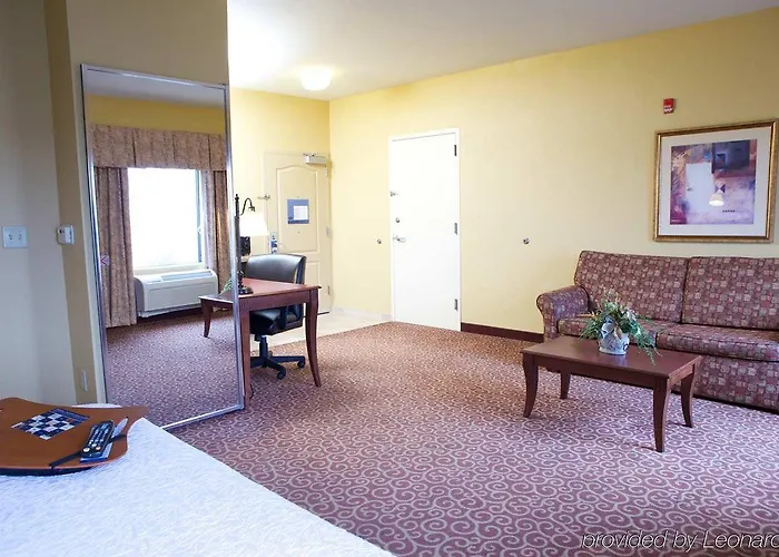 Hampton By Hilton Hotel