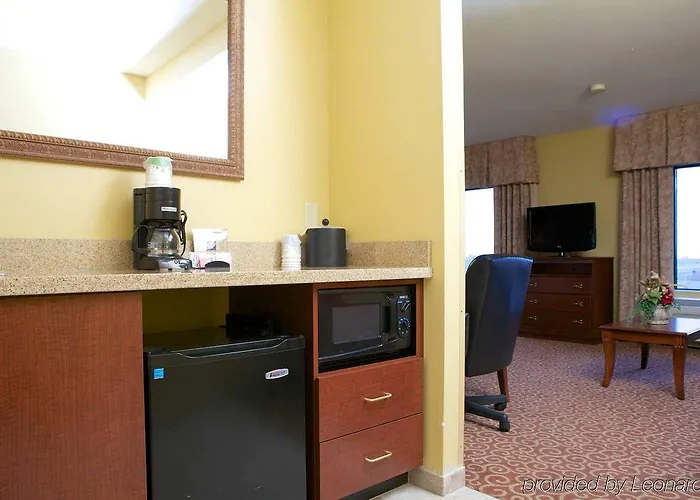 Hotel Hampton By Hilton 3*