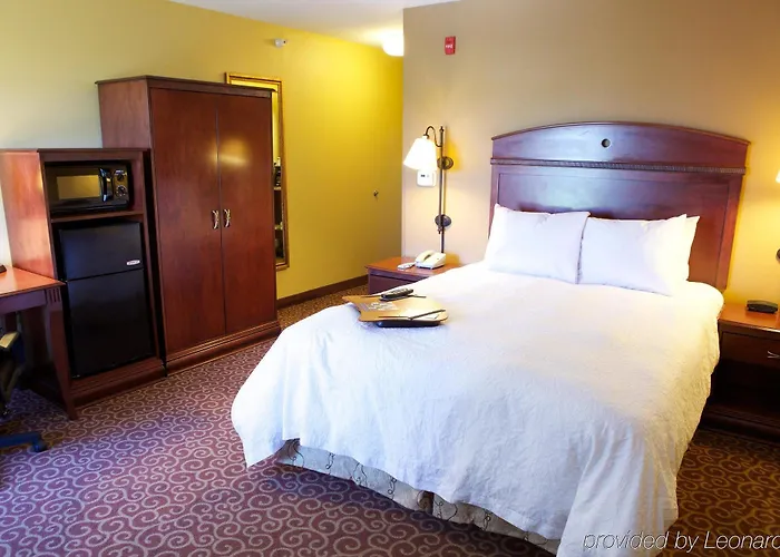 Hampton By Hilton 3*