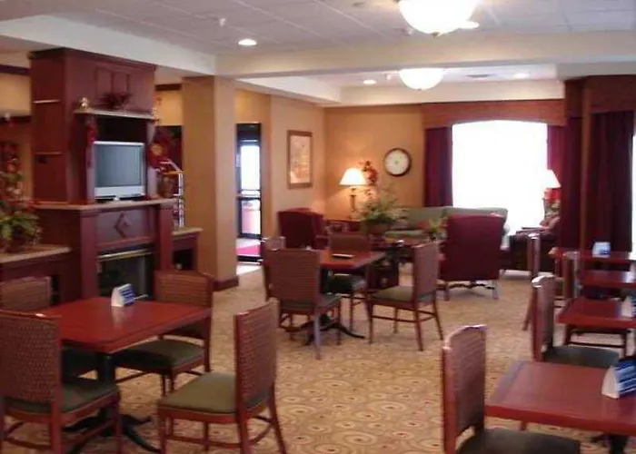Hampton By Hilton 3* Litchfield